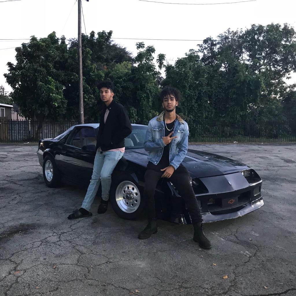 2ambrothers's tweet photo. Posing with the whipped
#86camaro #WeWinTogether #2ammusic #onmarsmanagement 
#recording #Duo https://t.co/eEqhRWrZoG