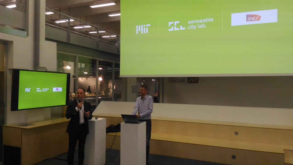 Carlo Ratti from <a href="/SenseableCity/">Senseable City Lab</a> was presenting the results of #computervision analysis of our stations <a href="/ConnectGares/">SNCF Gares & Connexions</a> Soon enough our designers at #AREP will be able to use those tools to improve their designs!