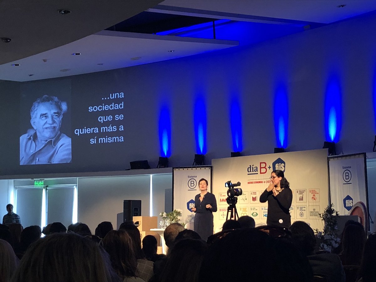 pialonsoribas's tweet photo. “Una sociedad que se quiera más a sí misma” @me_correa en #undiab #FiisUruguay #fiiS2018 https://t.co/dsiB0zOHnr