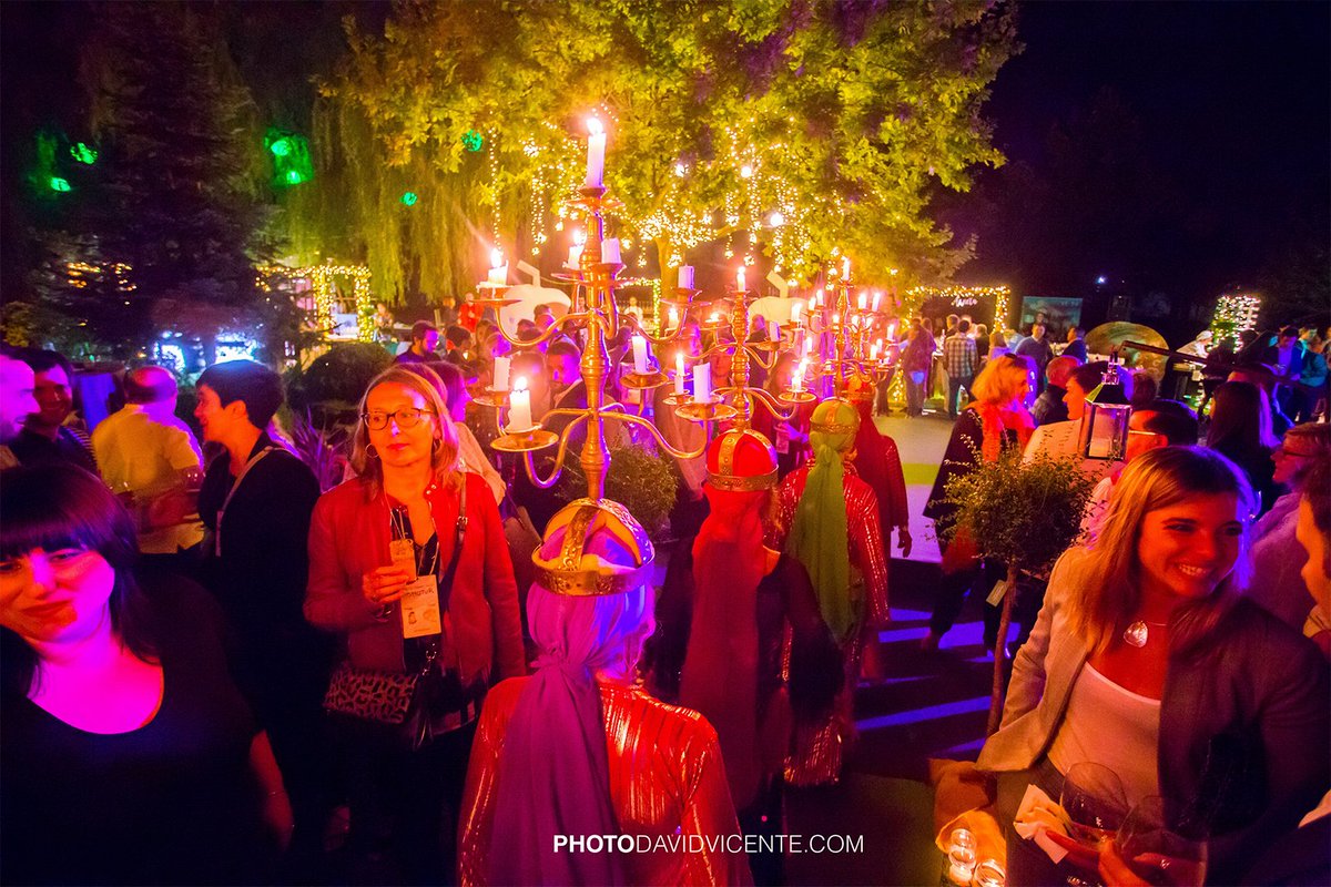 ViuraHotel's tweet image. ¡Este viernes vuelve el #ExclusiveMeetingTE ⚜️ a @SidreriaAraeta 🥂! A todas las agencias, bodegas, hoteles e instituciones participantes... ¡os esperamos con mucha ilusión en esta #NetworkingParty única! ✨ #LuxuryTourism #BoutiqueEvents #SanSebastián