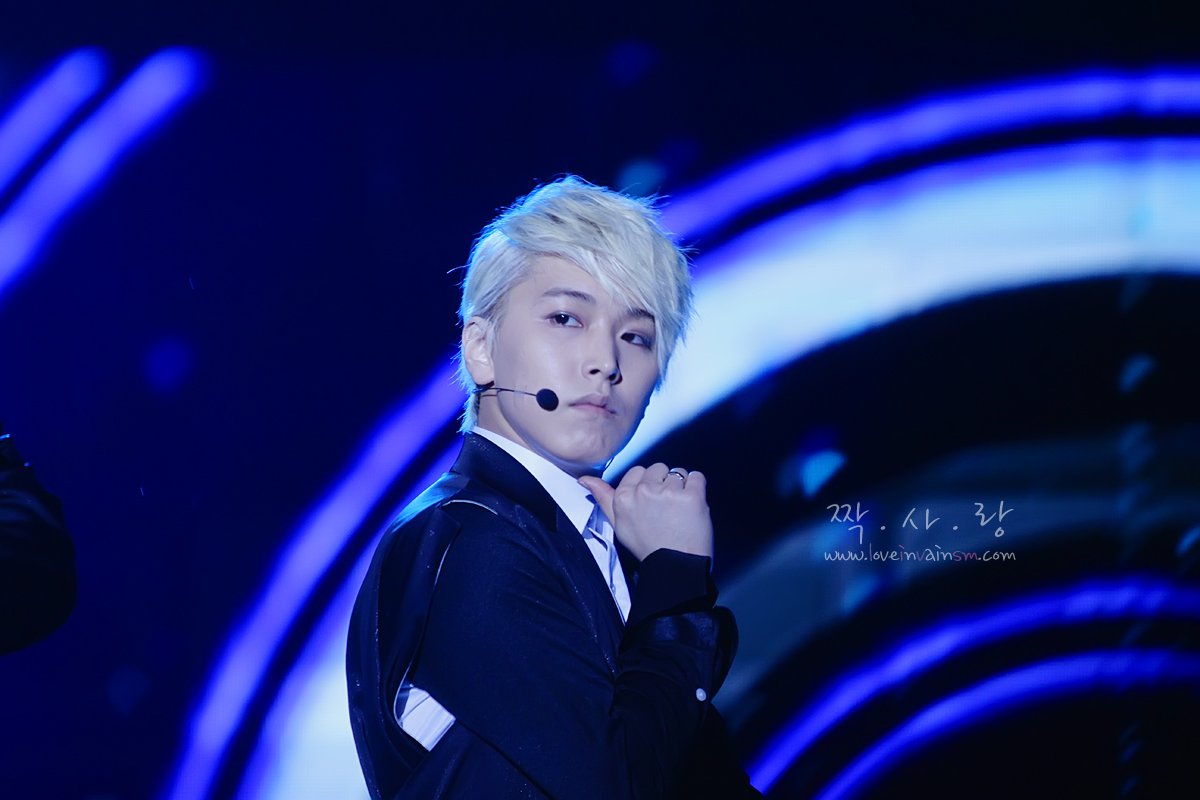 stella100965's tweet photo. #sungmin   20120706  good night 😘 https://t.co/iAS9a6A6p0