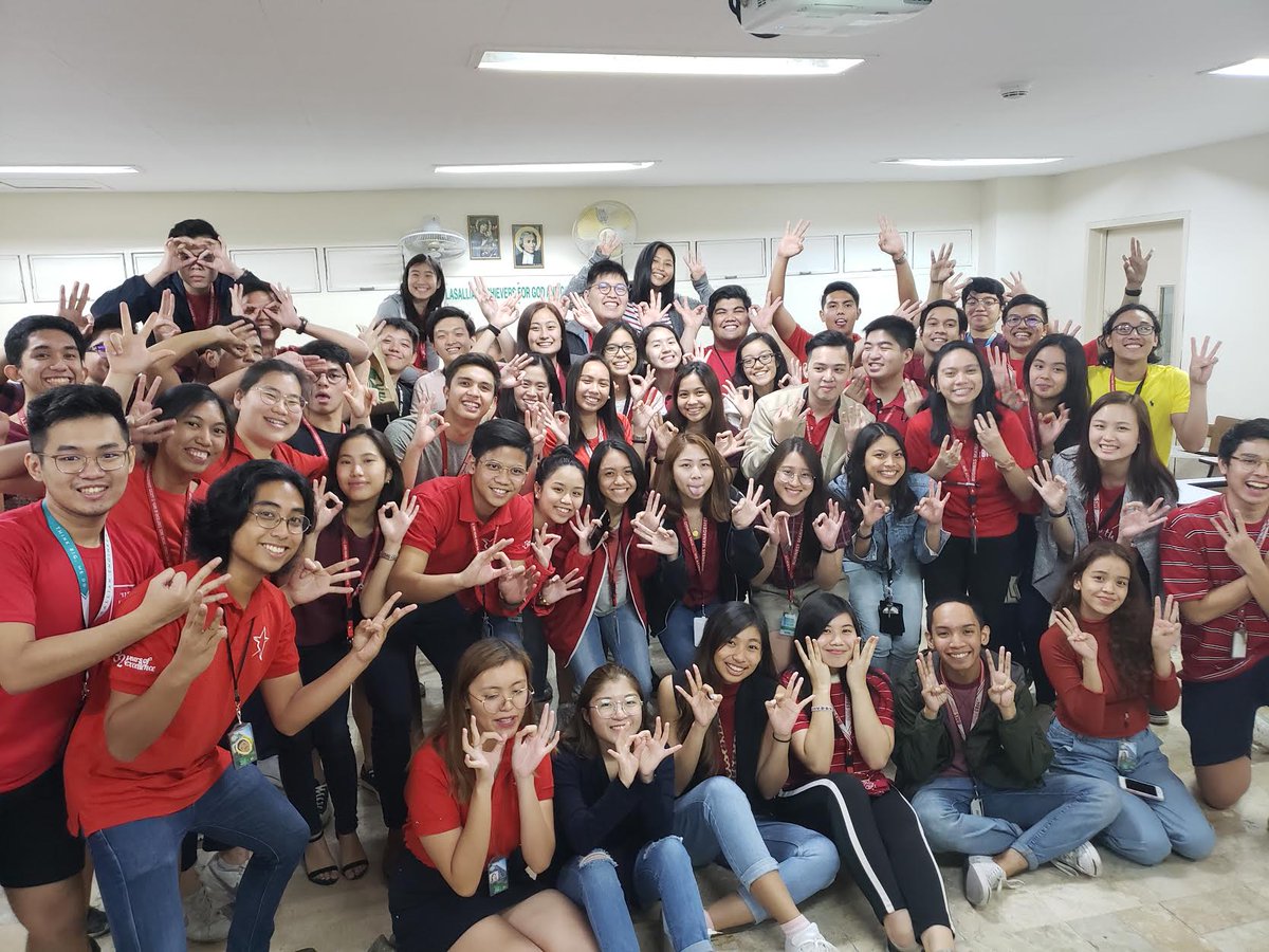 dlsubms's tweet photo. The Business Management Society proudly presents its new set of leaders for this academic year. 
----
Here's to 33 years of excellence, passion, and service! 🌟❤️

#BMSat33
#GroundbreakingExcellence https://t.co/EJySgXw9wc