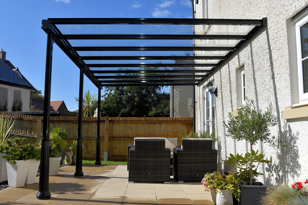 Perfect for all year round - The Veranda system offers outdoor living no matter the weather. Click below for more info! #veranda #homeimprovement #carport

mailchi.mp/a8f8f8f1e082/a…