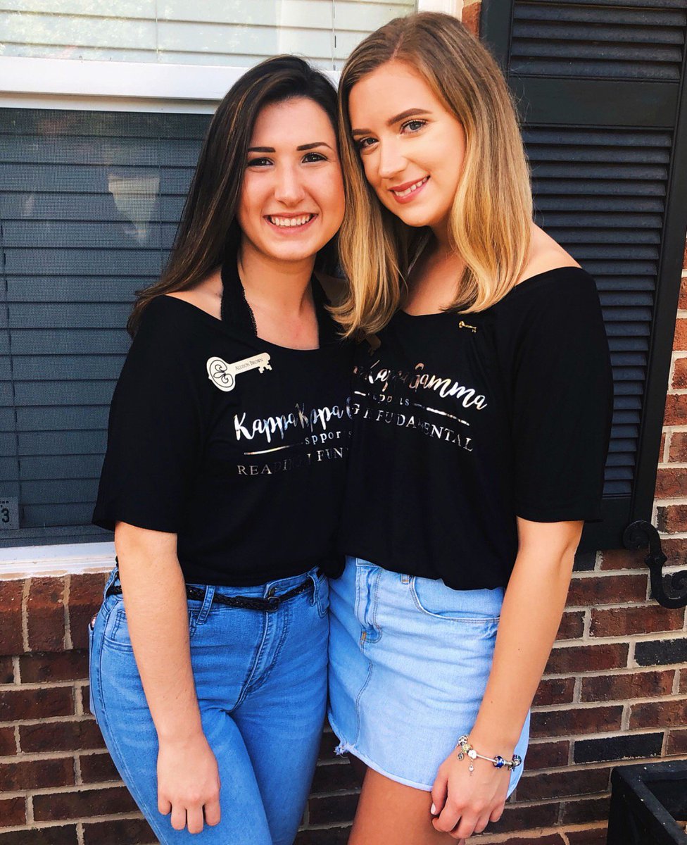 Come out tonight at 5:30 in Withers room 140 to learn how to market your sorority experience on your resume. Can’t wait to see you there 👏