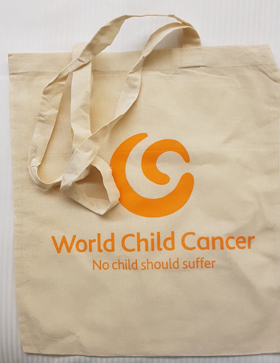 lea_robbie's tweet photo. Going to NYCC & want to help support @WChildCancer? Please buy a tote bag ($7), pin or wristband ($3 each). Seems like an impossible task but if you see me in line somewhere, just approach me 😉 #CaitsCaraids2018 #everylittlebithelps #firsttimeUSA😱 @caitscaraids @caitrionambalfe https://t.co/lj1eyTTaHn