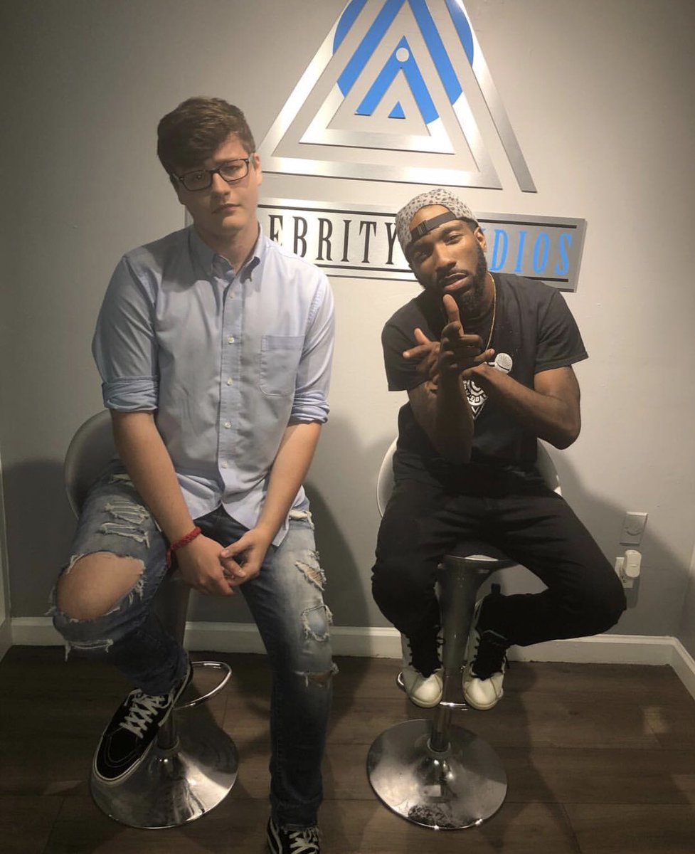 Repost from <a href="/NJCvisuals/">Noah the Director</a> - I speak too loudly to be slept on, wake yo ass up ✈️ I’m different because I fell in love with the process, not the rewards. Interview LINK IN HIS BIO w/ @perrypapert.v <a href="/bigmoufmedia/">Big Mouf</a>