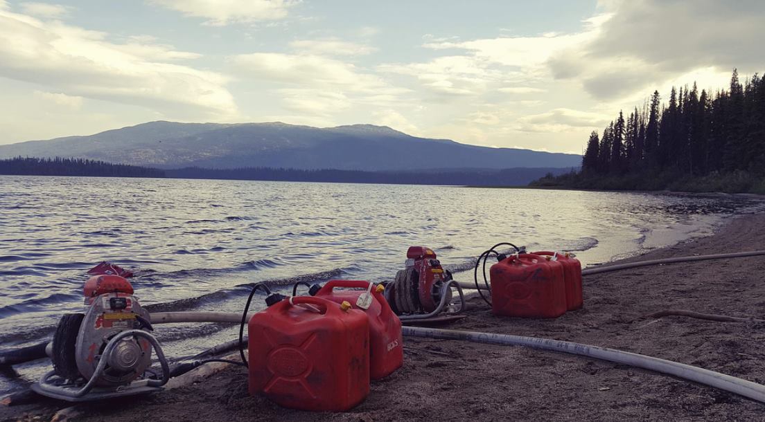 WATERAX's tweet photo. Summertime at the beach
by @wildfire_quebec on Instagram

#pumpsetup #pumpoperations #WeMoveWater #mark3pump https://t.co/C6FQ6qEpho