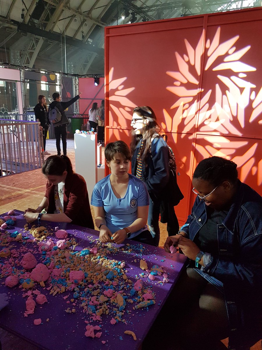 Read the story of our trip to #LUSHshowcase
manchestercommunitycentral.org/news/spirit-ma…
#lesbians #bisexuals #pansexual