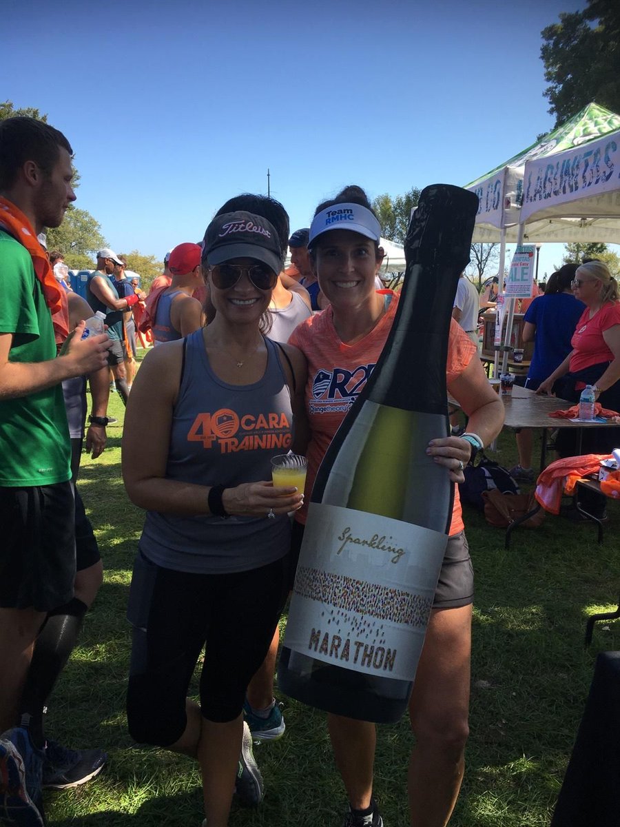 5kwine's tweet photo. Marathon Sparkling Mimosas!! https://t.co/ljxw6rV9cN