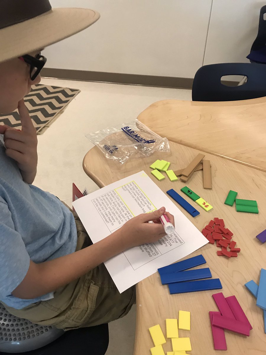 RidgeviewKISD's tweet photo. Using strip diagrams to solve word problems in @OhCobb class today! #Kisdmathsquad #RiseUpRidgeview https://t.co/5D0nTAVuzy