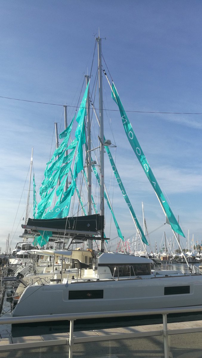 The Cannes Yachting Festival closed. Boat Exhibition & setup 
 #yachtshow #boatshow #sailingboats #motorsboats #yachts #InteriorDesign #yachtshow #ArtDecoration #ConstructionNavalBordeaux #LagoonCatamarans
 #worldwildeluxuryyacht
#YachtingCannesFestival