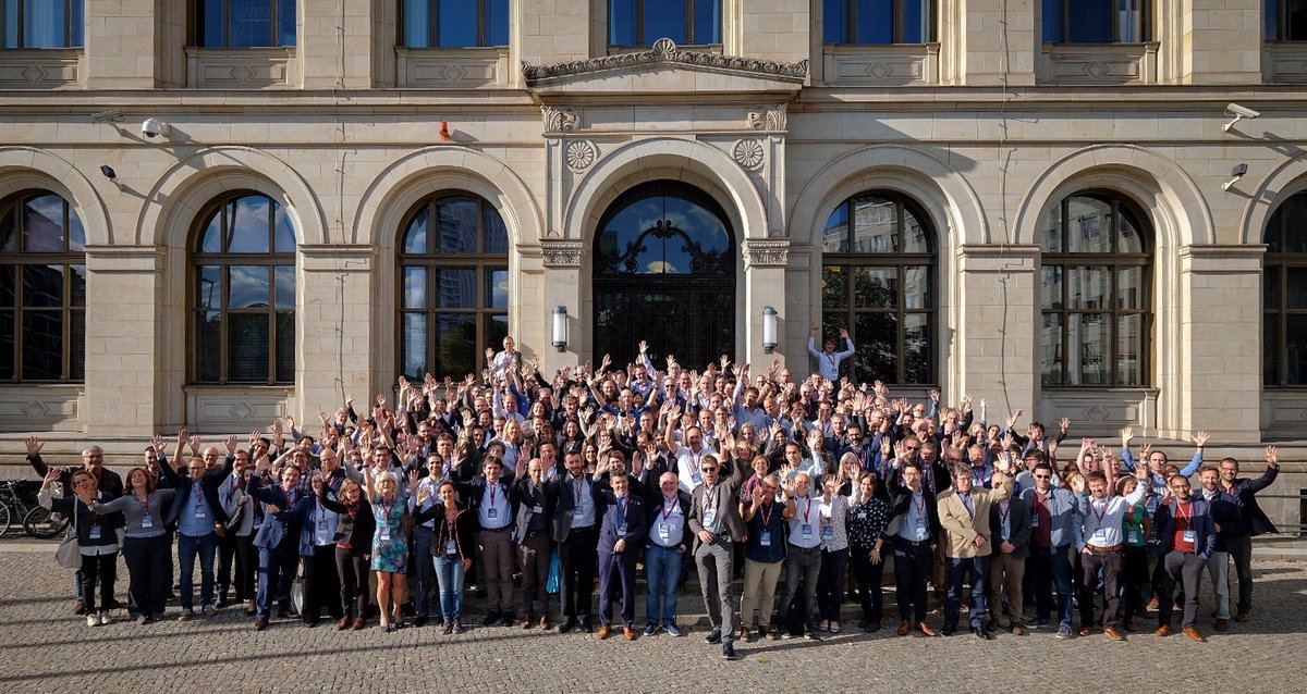 CopernicusECMWF's tweet photo. Participants of the #Copernicus #Climate Change Service General Assembly celebrate the event with a group photo. We are delighted to welcome 250 participants from all over Europe and beyond to @BMVI for a week of sharing experiences and ideas.
#C3SGA18 https://t.co/xNeBlamvqu https://t.co/zBjxmaJpLT