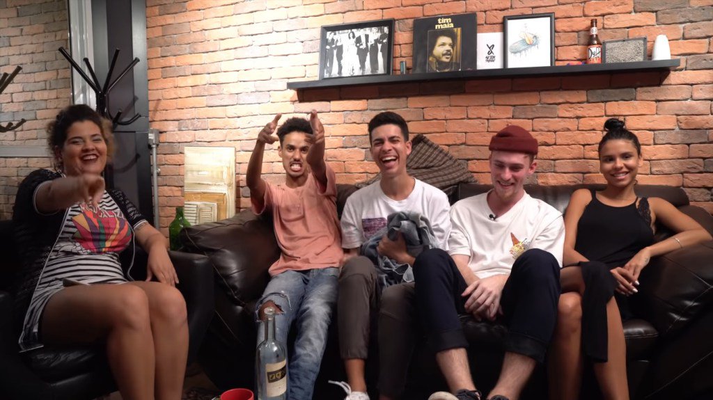 InfernoSanto's tweet photo. “Potencial pra explodir muito mais”: Veja a entrevista do #Solveris ao canal Vai Vendo https://t.co/Kgs75rpXBe https://t.co/m8UrL7Zzmt