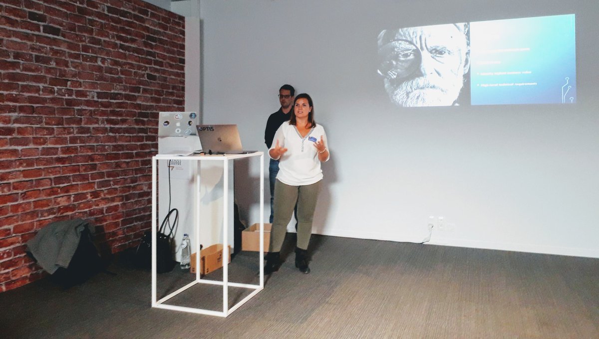 Application modernization as a service pitch by Optis <a href="/optisnv/">Optis</a> #ibizzthink2018 #ibizzthink @ibizzbe <a href="/CronosGroep/">De Cronos Groep</a> #microservices #javascript #DevOps