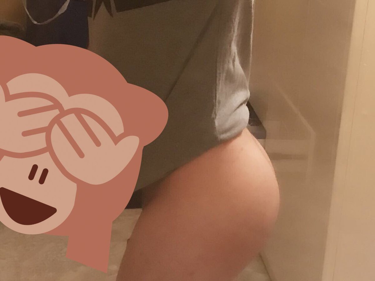 العمر ٢٤ من اصل شامي ابيضاني وجسمي طرر جديد بلجنس مو مبطل بس شوي.. الجاد يجي الخاص الي قريب صحار .. الجاد يرسل عمره وصورته بلخاص وبرد عليه