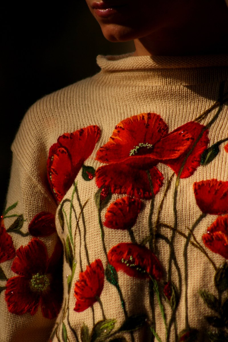 IrinaKushnir1's tweet photo. La tienda online de ropa exclusiva elaborada artesanalmente https://t.co/8vJbkLJQwX   Vestidos,jerseys y chaquetas de punto con una decoración luminosa.Diseños personalizables en cualquier gama de colores.@AmeliaValcarcel @MarotoReyes @IsabelMOliver @soledad_murillo @MMAROTOVA https://t.co/1fJ95xdOO5