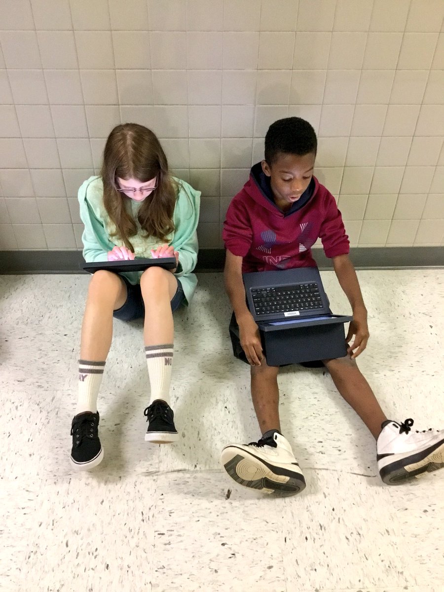 stanleyStyleGT's tweet photo. It’s a #QRCode #scavengerHunt in #6thgradeScience @woodgatemisd #ThisIsWoodgate #thisisMidway #scienceRocks #stanleyscience #1midwayscience https://t.co/XT4SrAYWl0