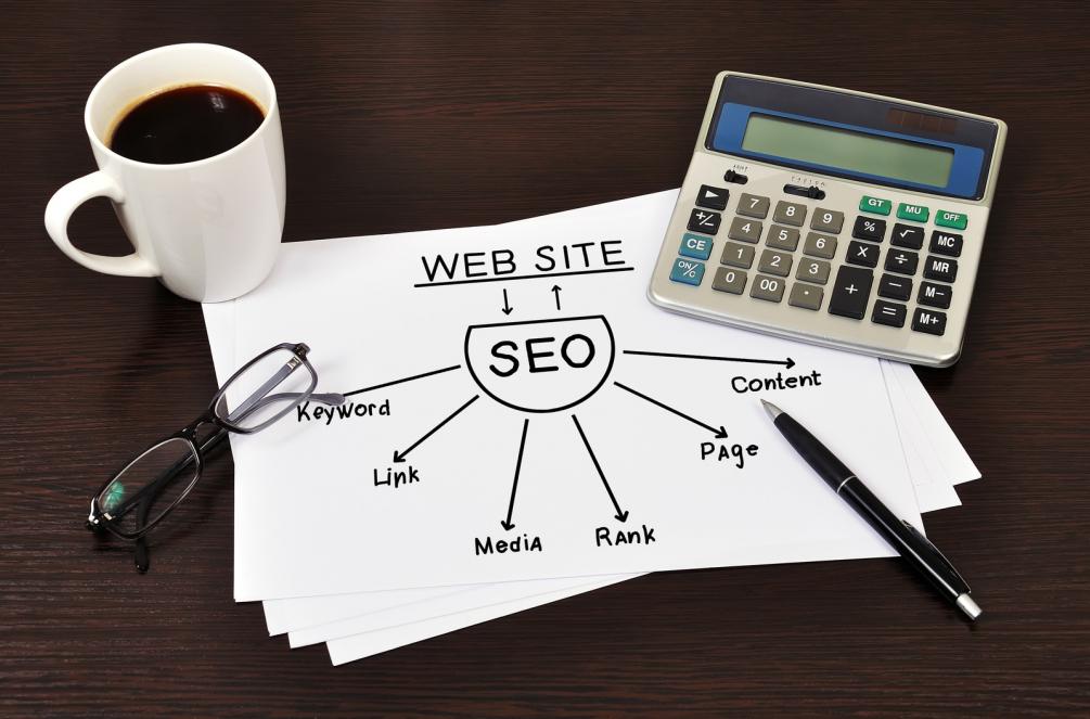 Staxoweb's tweet photo. Your #WebDesign is a direct representation of your brand. Talk to #Staxoweb today about how we can optimise your #Website to ensure its responsive #DigitalMarketing https://t.co/7ma8wdlqw0 https://t.co/fmFZN25orL