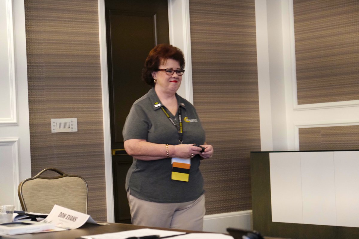 OneCallConcepts's tweet photo. The 2018 @OneCallConcepts Users' Group Meeting has officially begun!
First on the agenda was the Outreach Promotional Committee Meeting hosted by Dora Parks, OCC Manager of Customer Relations for @MissUtilityofMD. #UG18 https://t.co/mQShwpw6X8