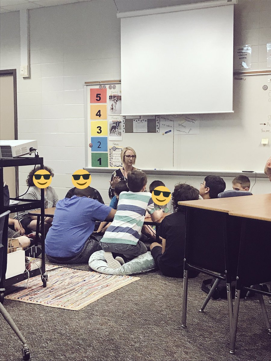 SarahKelleyLSSP's tweet photo. Having fun this morning playing “You, Me, Super⭐️” with @KlebKISD MC.  It’s so important to learn how to GIVE praise and ACCEPT praise! Building positive and productive relationships one compliment at a time ☺️ #KISDTeamSpEDP2P #MomentsInKlein https://t.co/9KrMqiZpGj