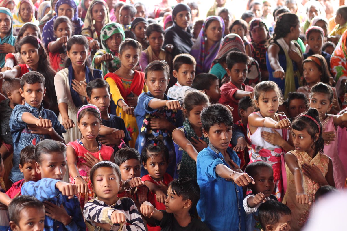 deepta_pran14's tweet photo. I take the pledge to make India Malnutrition free. Are you with me?   Poshan month activity at Darrang #PoshanMaah #POSHANAbhiyaan @SPreraks @tini_tatatrusts @MinistryWCD @SocialAssam @NITIAayog https://t.co/FQbMGQPNJD