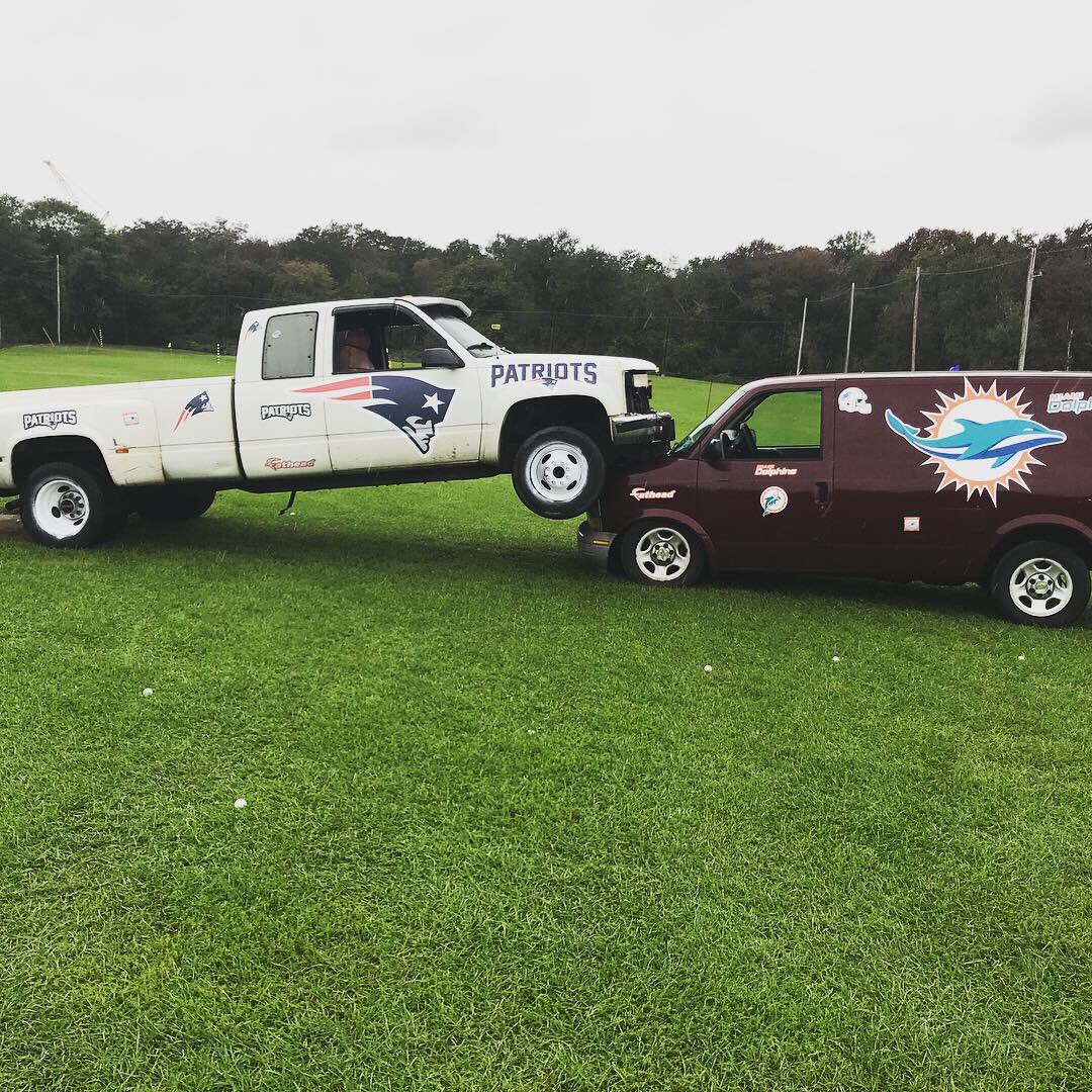 StoneMeadowGolf's tweet photo. Come to Stone Meadow Golf to squish the fish! #NewEnglandPatriots #TomBrady #ESPN #SportsCenter #MiamiDolphins #barstoolsports #PatsNation #fatheadstickers #vivalastool https://t.co/5KfT85jLbr