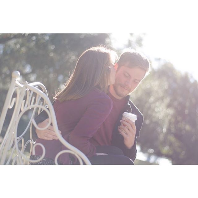 ChelsDesign's tweet image. these two. still feel honored to have taken these photos way back when they were newly in love and at the beginning of their lives together 💕
cheers to that sweet love my friends 🥂 ift.tt/2NF98fd