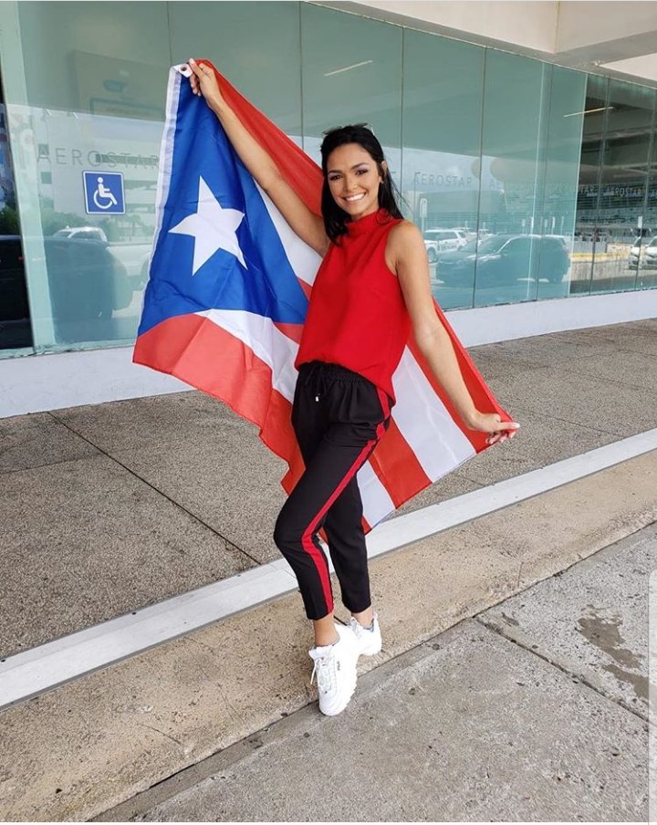 MissesDePR's tweet photo. De la cuenta oficial de nuestra #MissUniversePR2018 @kiara.lizpr parte hacia #Paris🗼 #Francia🇫🇷 como parte de sus premio obtenidos en el @muniversepr @missuniverse

@missesdepuertorico no tiene los derechos de las fotografías de las candidatas y material gráfico. https://t.co/LGhO0L8aiq