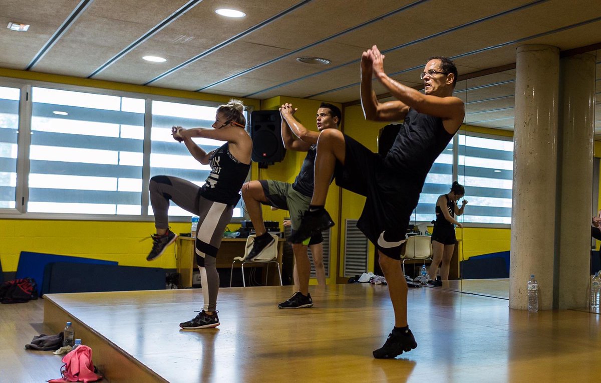 ReusDeportiu's tweet photo. Dissabte vam presentar el #BodyPump107 i el #BodyCombat77, quin gran equip de monitors/es tenim al #ReusDeportiu โค๏ธ๐ค๐ช๐ฝ๐ #lesmills https://t.co/qowLOTmtm9