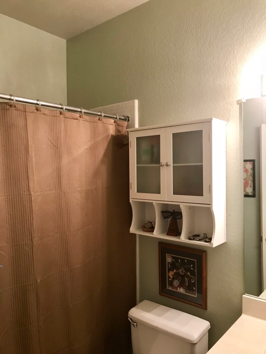 BowdenLAS's tweet image. When #badstuff happens people ask, "Is there anything I can do?" When you say "Yes, the bathroom needs to be repainted." 
The one who says, "Okay" and gets it done is REALLY there for you, know what I mean?