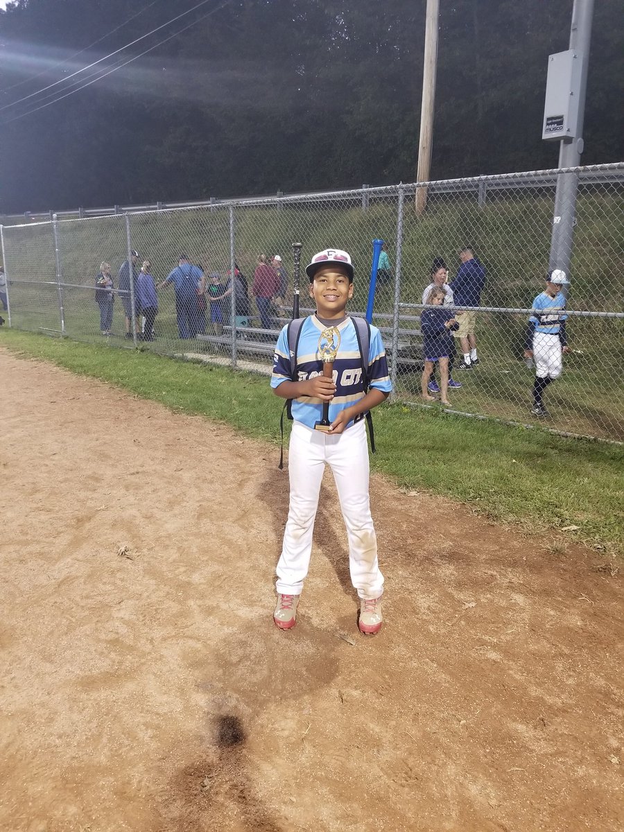 psusince82's tweet image. Ian had a weekend...walk off single in the semis. RBI and scored in 4 1 Championship game.