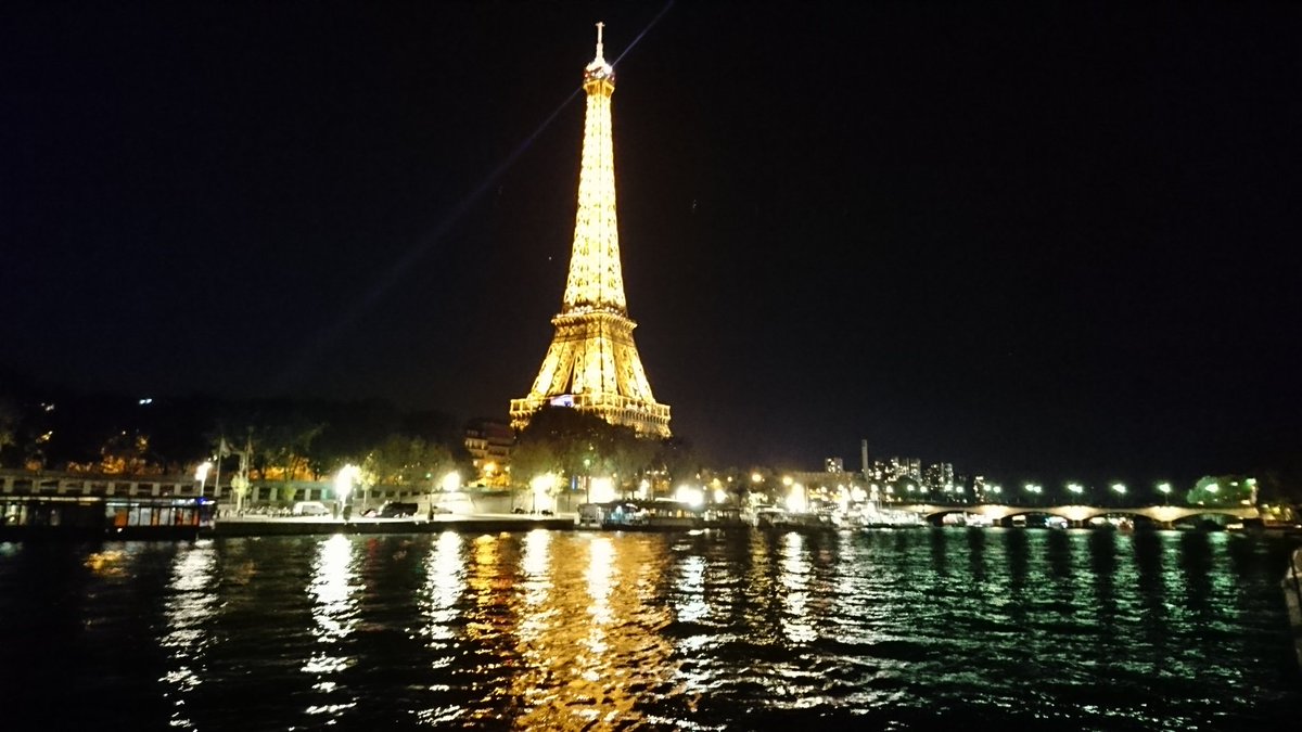 JRSergent_PRO's tweet photo. Merci et bravo aux organisateurs #cap75 pour leur invitation à leur soirée "Cap événement prestige", soirée sympa de belles rencontres humaines et #networking https://t.co/DGwvZ2A3mn