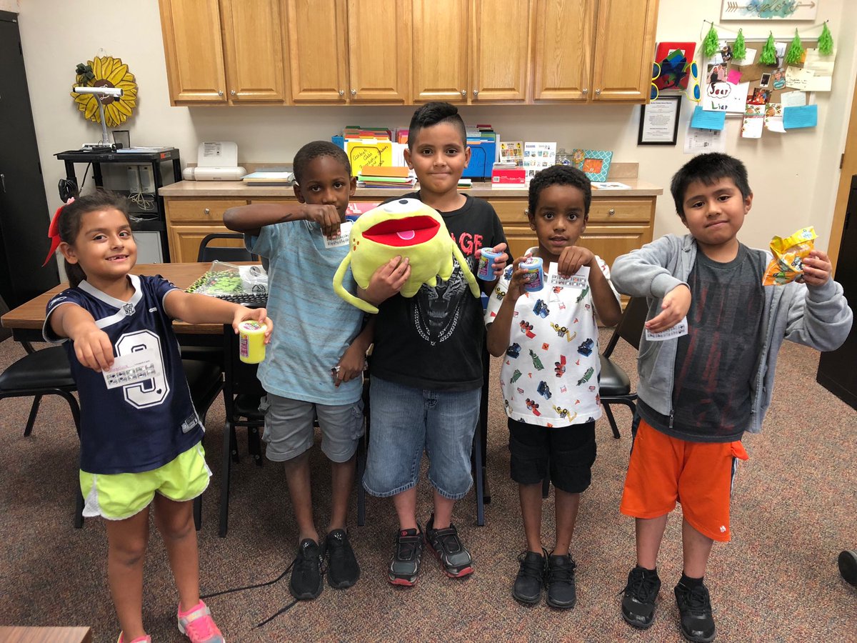 halandstaci's tweet photo. These second graders ⁦@WauchulaElem⁩ are passing their iReady lessons and filling up their punch cards! Yoop is super proud of them! #iReadyFL #iReadyHeartland #goalgetters #Myireadybuddy ⁦@CurriculumAssoc⁩ ⁦@cbusenbarkCA⁩ ⁦@prin_SBennett⁩ https://t.co/17bHwGqG74