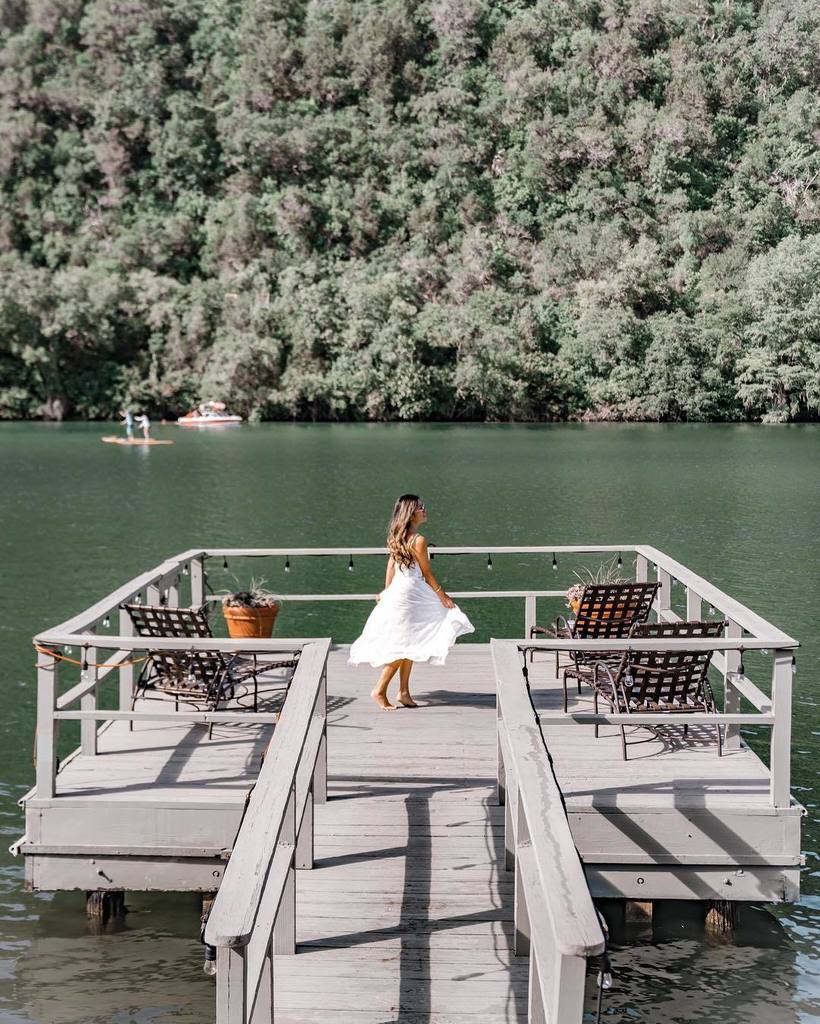 The perfect getaway from the city 💚
-
#trueaustin #lakeaustin #visitaustin #beautifulhotels #visittexas #exploretexas #traveltexas