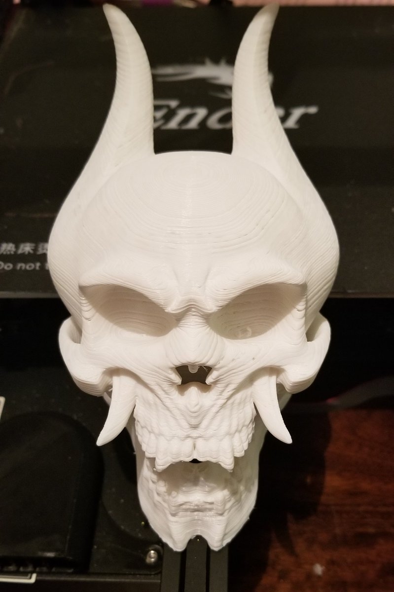GregG619's tweet image. @Creality3dprint @HATCHBOX3D Halloween printing started... #crealityender3 #3dprinting #hatchbox3d