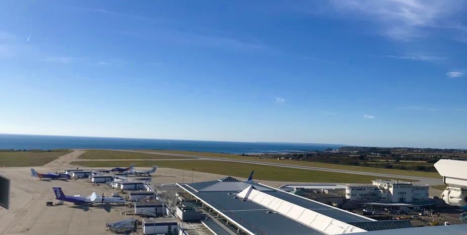 ATCOsBranch's tweet photo. Great visit with members at Jersey today. #islandlife #dottedlines #solidarity https://t.co/xW3cIDkm2S