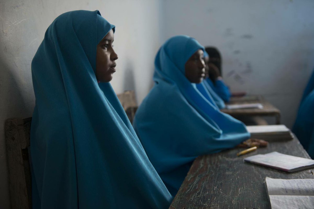 KentPage's tweet photo. Girls and young women face multiple barriers to transitioning to, or staying in, secondary school. Barriers like sexual harassment and child marriage.
#FreedomForGirls #KeepGirlsLearning v/@unicefafrica https://t.co/fDz5K90Ven