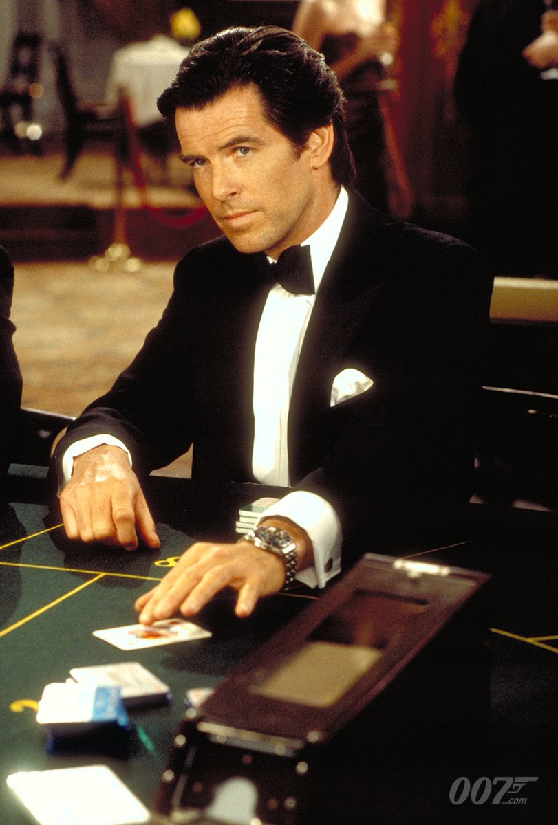 007's tweet photo. Even when the stakes are high, 007 has always been a gambler… https://t.co/aI2oIdZmoa