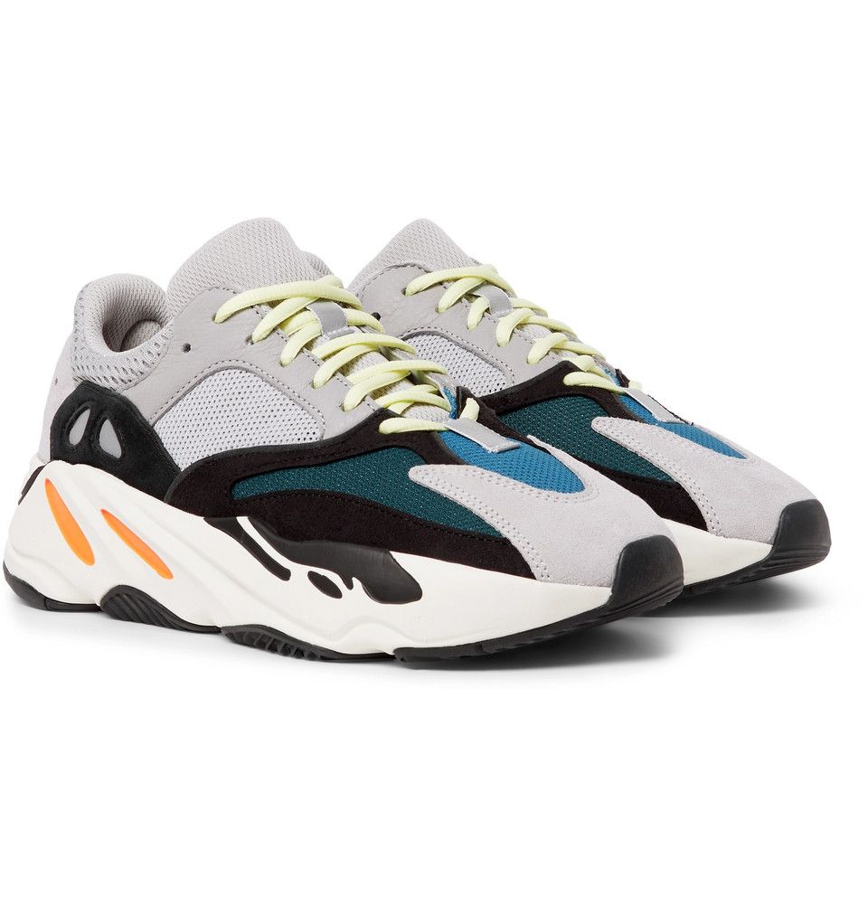 yeezy 700 back