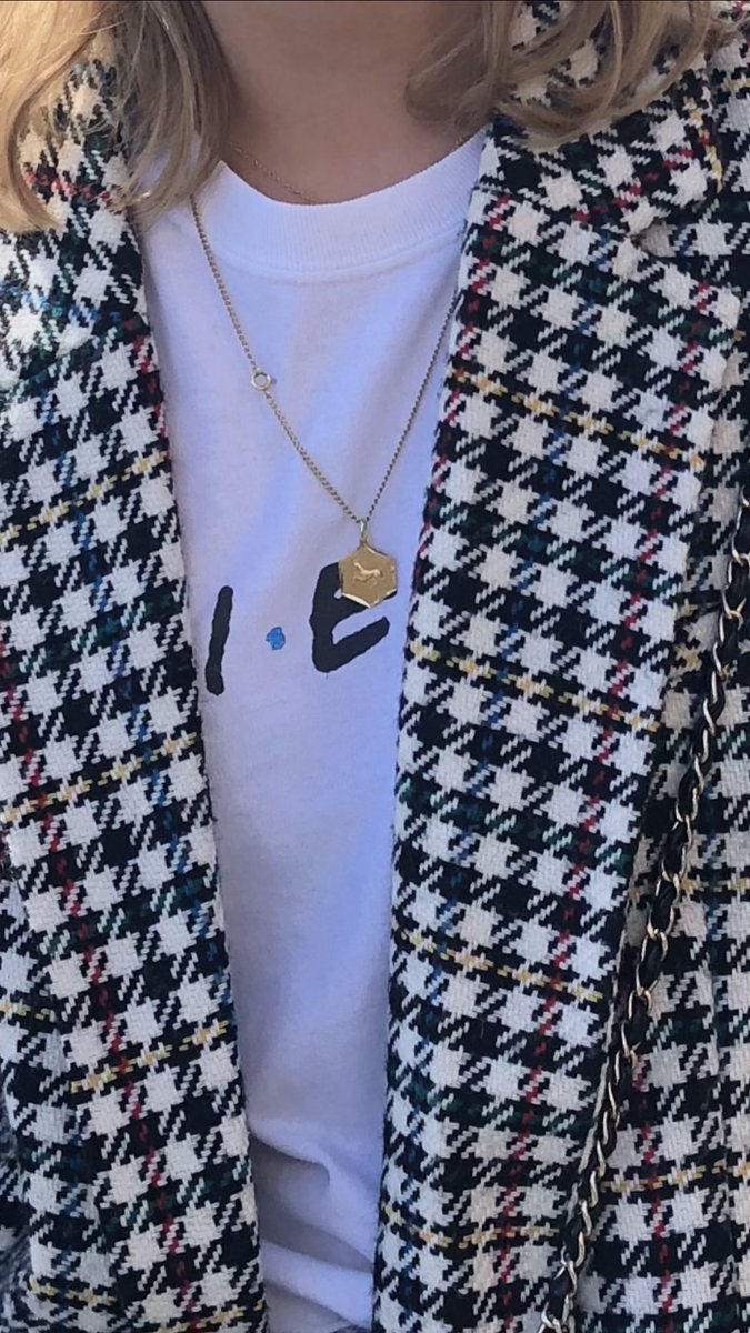 BaumMichelle's tweet photo. Iemand deze ketting gevonden? Gistere kwijtgeraakt in de studentenbuurt https://t.co/Ua2WQNcdNo