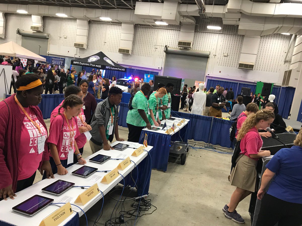 INSenateGOP's tweet image. We're having a great day at #JAJobSpark! Students are being introduced to the legislative process by participating in an interactive mock bill experience. At our Indiana General Assembly booth, two 8th graders debate on a bill, while other students vote on the bill!