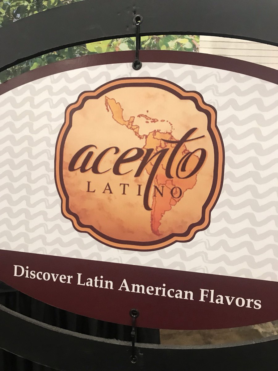 PapayaChicken1's tweet photo. First stop. #latinfood https://t.co/uxLccTtQ1q