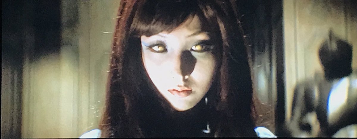 今まで日本映画の吸血鬼のなかでいちばん可愛いのは「血を吸う人形」の