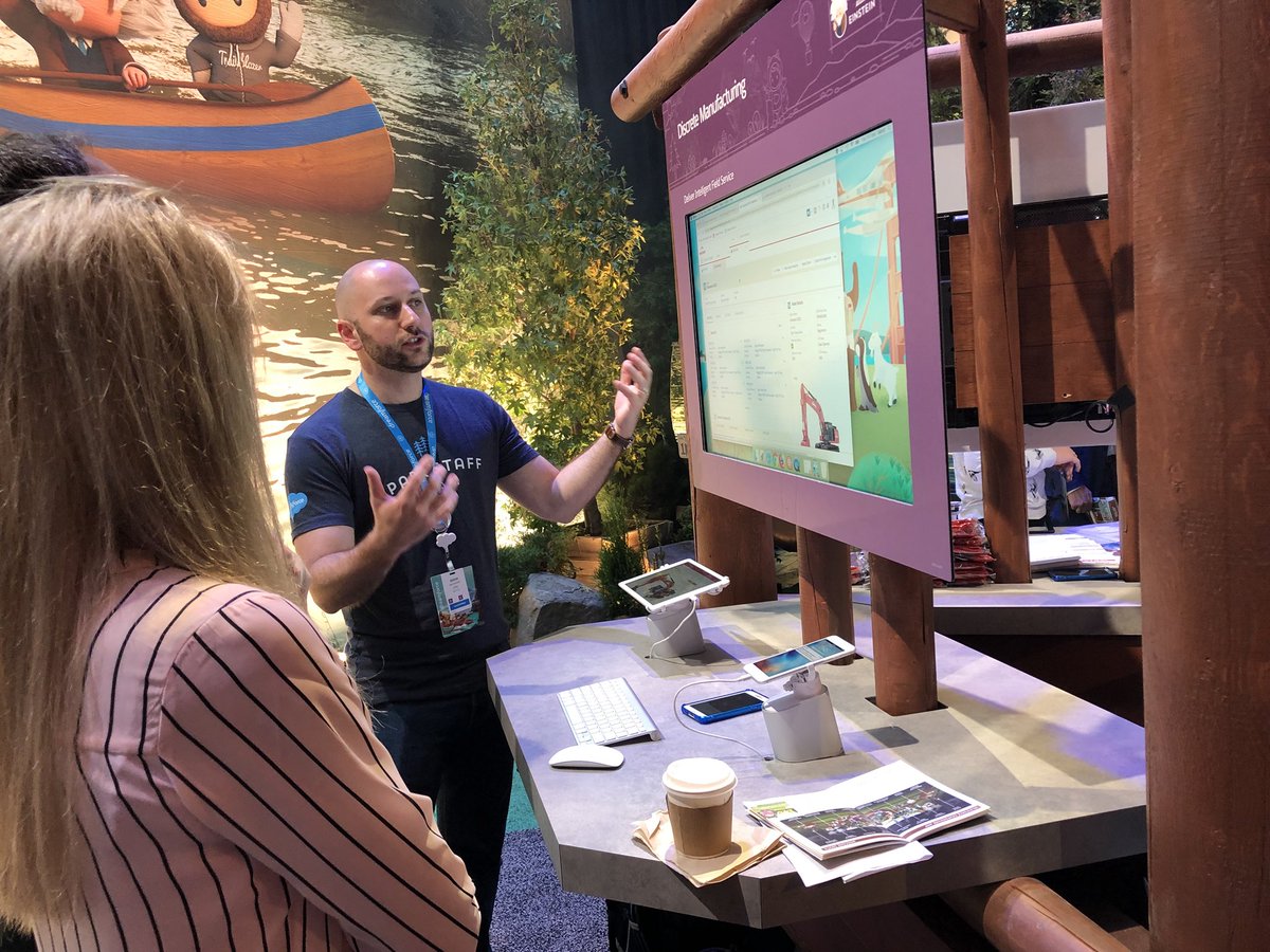 Tyler_SFDC's tweet image. Great to see our industries solutions come to life in the #DF18 campground.  Here, focus on Manufacturers. They’re making the huge transformation from being product-centric to customer-centric — and relying on @Salesforce &amp;amp; our partners at every step of the journey.
