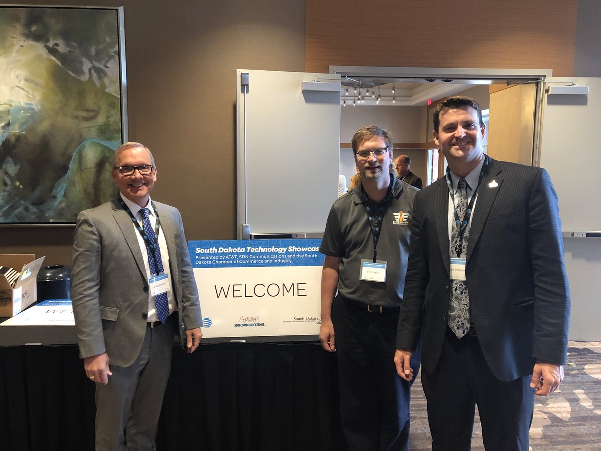 NATEsafety's tweet photo. The @NATEWIN_Network was in the house at today’s 2018 South Dakota Technology Showcase in Sioux Falls, South Dakota! #SDTechShowcase #ElevateWireless #NATEWIN https://t.co/a3FuwnEPBA