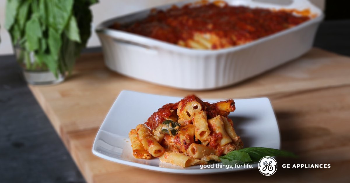 Try out this yummy vegetarian baked ziti. Perfect comfort food for fall! pbxx.it/zOm0TN