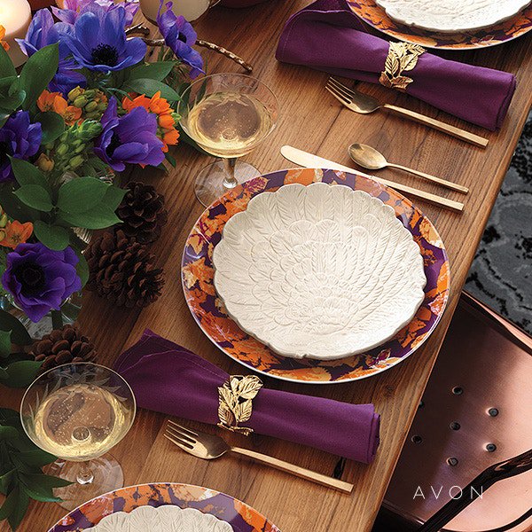 strostle_avon's tweet photo. A gorgeous table is achievable with this plateware set! Each piece is unique and your guest will be swooning over them throughout your party. https://t.co/xYmoYYMyEY #Dinner #PlaceSetting #Fall #Festive https://t.co/R9qPS5C3hJ