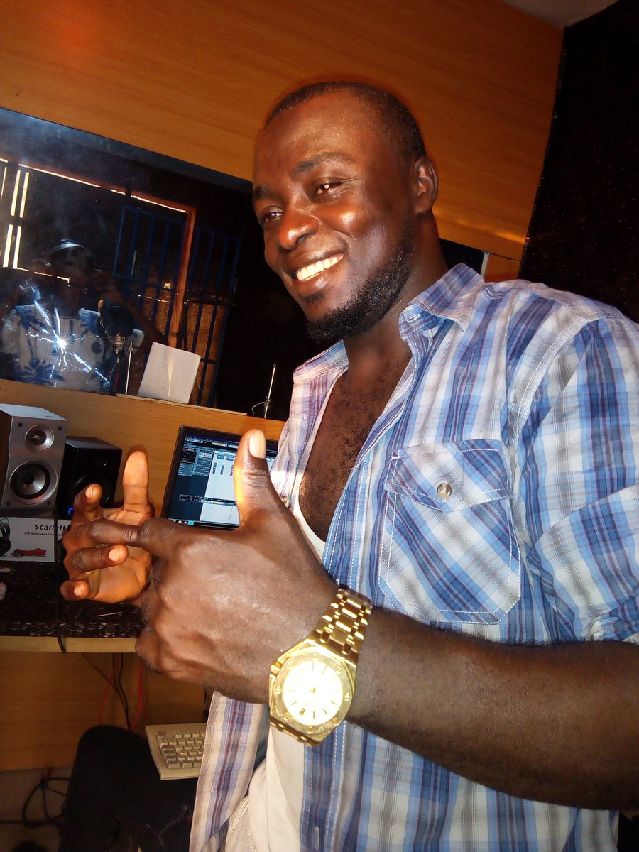 ENEJJO2's tweet image. Cooking the hit