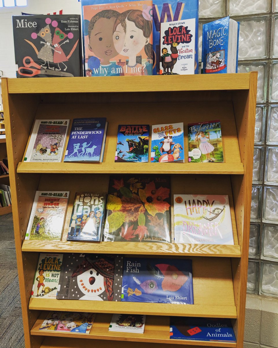 fssdFES's tweet photo. Check out the new books in our library! #FESLibrary https://t.co/5MyA9xw9sh