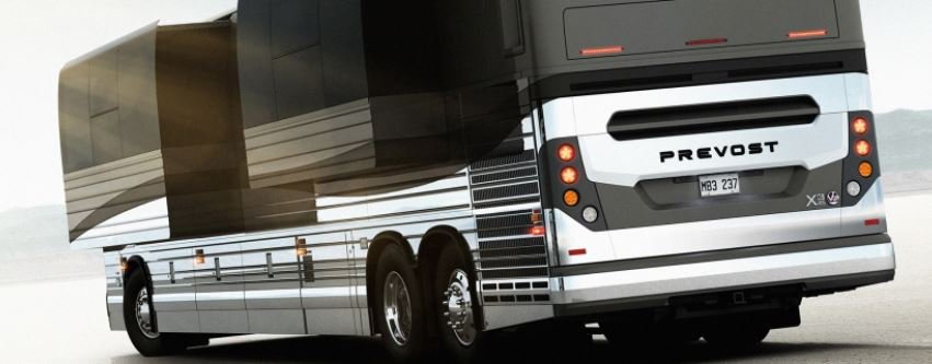 PrevostPromos's tweet image. Prevost X3-45 VIP Motorhome Conversion - The ultimate in Maneuverability &amp;amp; Durability. bit.ly/2l8tJFF

L'autocar de conversion X3-45 VIP de Prevost : le summum de la manœuvrabilité et de la durabilité.